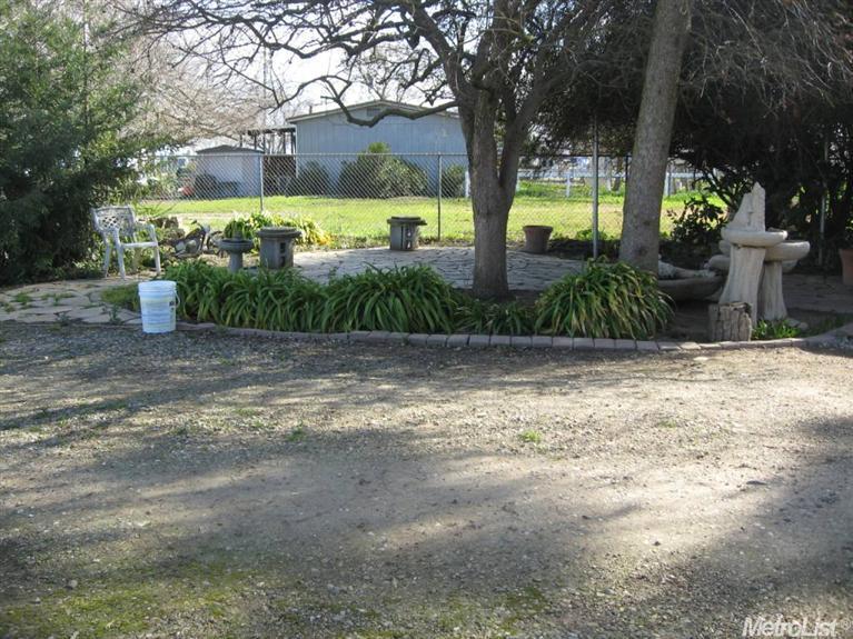14267 E Live Oak Rd, Lodi, CA 95240 photo 18