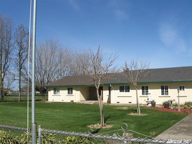 14267 E Live Oak Rd, Lodi, CA 95240 photo 23