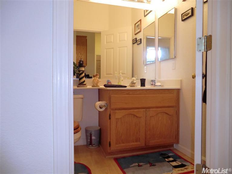 2736 Genesee Dr, Rocklin, CA 95765 photo 10