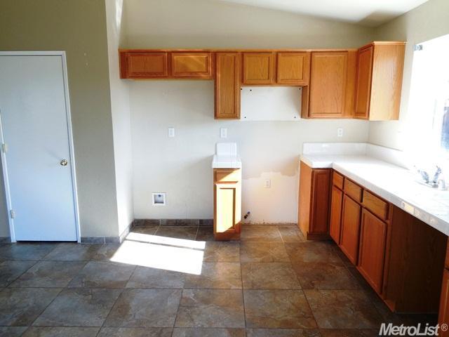 4573 Excelsior Rd, Mather, CA 95655 photo 6