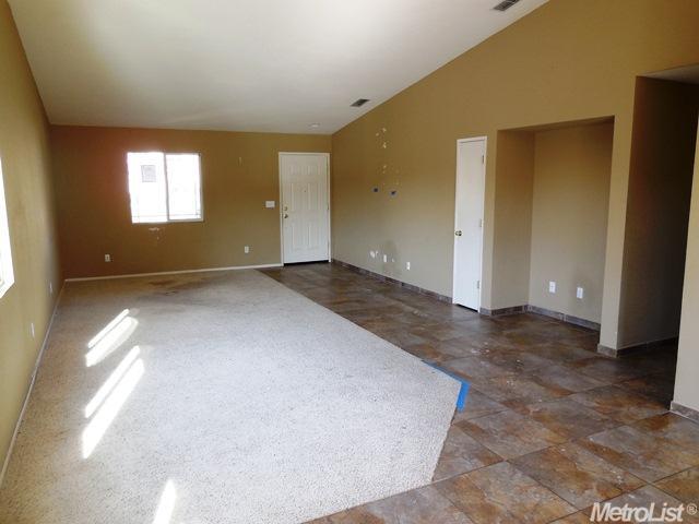 4573 Excelsior Rd, Mather, CA 95655 photo 4
