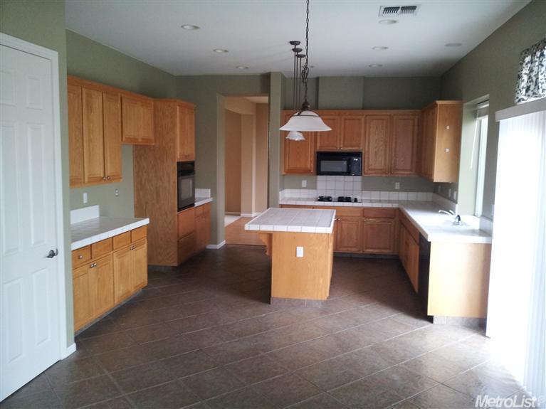 4320 Blake Ct, Modesto, CA 95356 photo 3