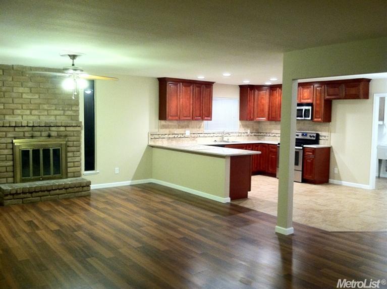 2340 Julie Ave, Turlock, CA 95382 photo 3
