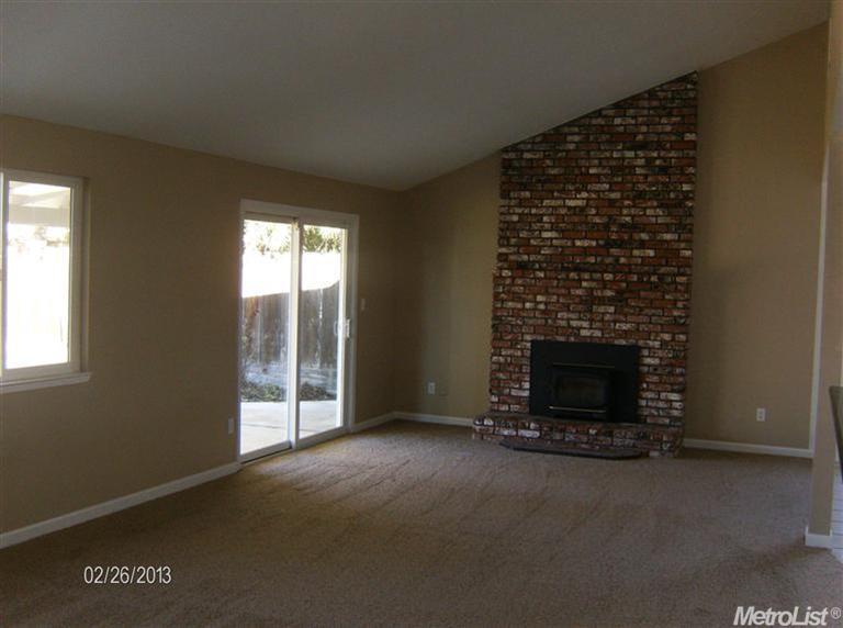 1521 Clevenger Dr, Modesto, CA 95356 photo 2