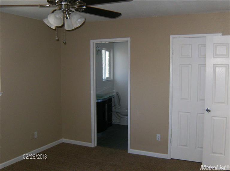 1521 Clevenger Dr, Modesto, CA 95356 photo 9