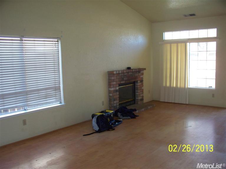 1536 Atteboro Ct, Modesto, CA 95358 photo 2
