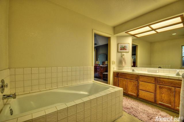 1910 Chatsworth Ln, Carmichael, CA 95608 photo 20