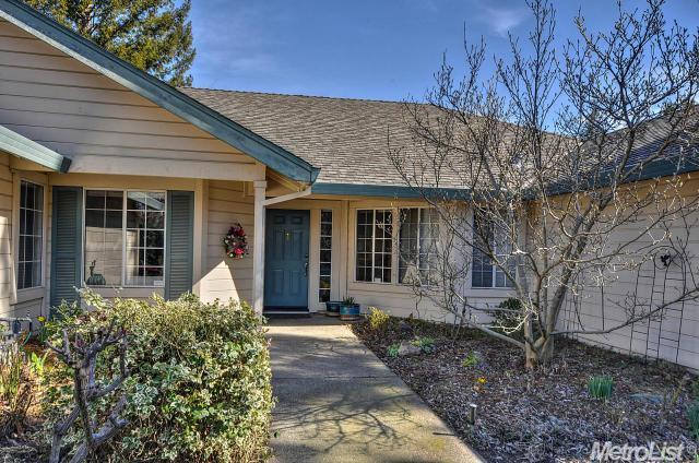 1910 Chatsworth Ln, Carmichael, CA 95608 photo 2