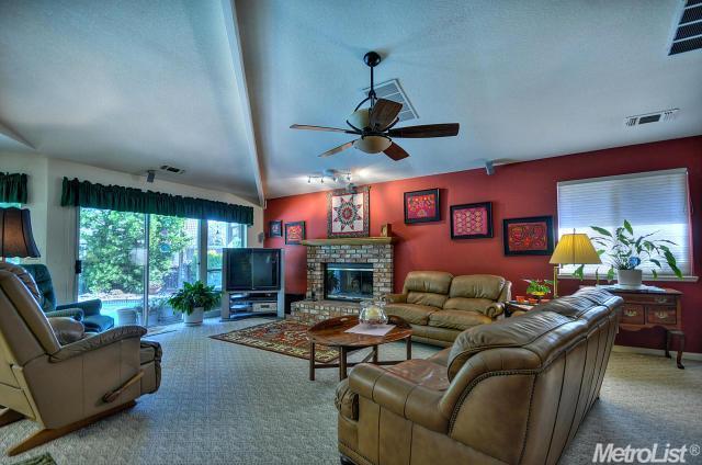1910 Chatsworth Ln, Carmichael, CA 95608 photo 12