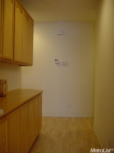 2104 Rampart St, Modesto, CA 95355 photo 11