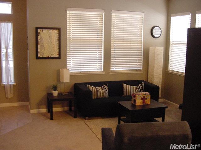 2104 Rampart St, Modesto, CA 95355 photo 5