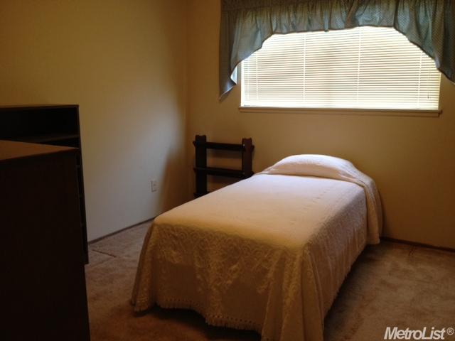 761 E Tuolumne Rd, Turlock, CA 95382 photo 12