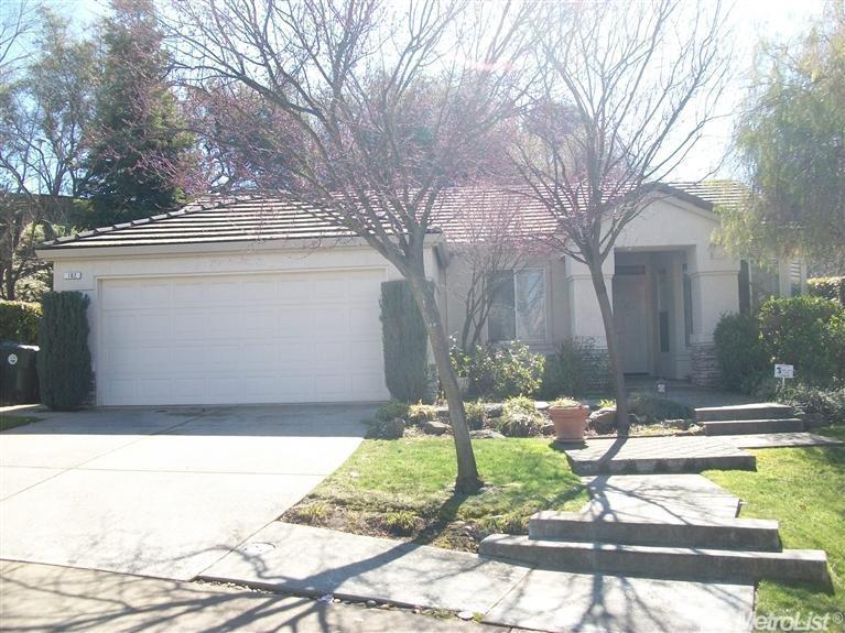 102 Storms Ct, Folsom, CA 95630 photo 2