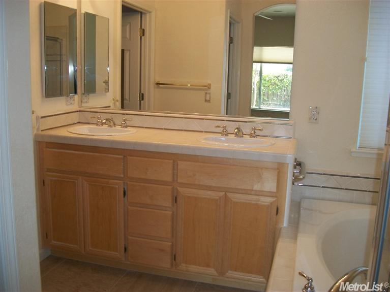 102 Storms Ct, Folsom, CA 95630 photo 7