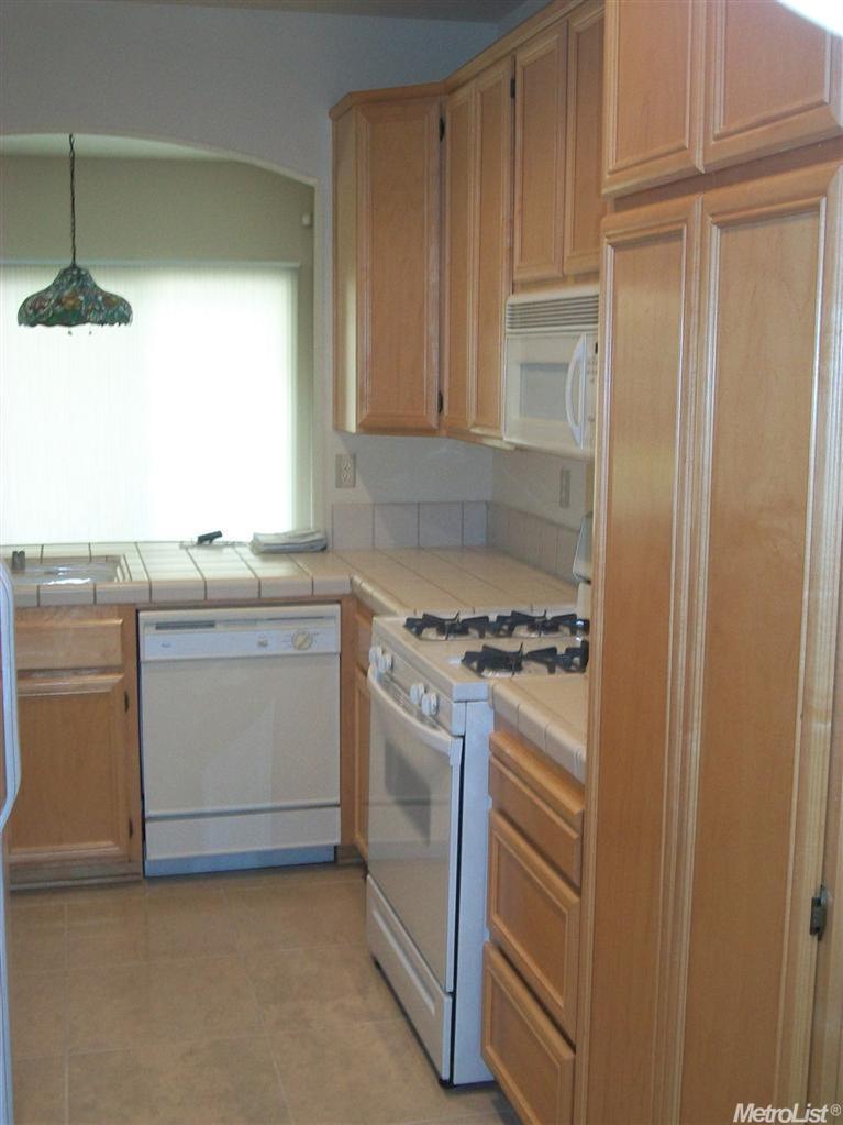 102 Storms Ct, Folsom, CA 95630 photo 12