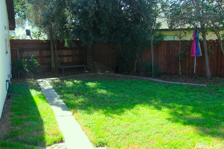 3725 Arundel Cir, Modesto, CA 95356 photo 4