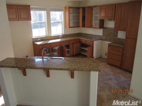 9351 Vintner Cir, Patterson, CA 95363 photo 4