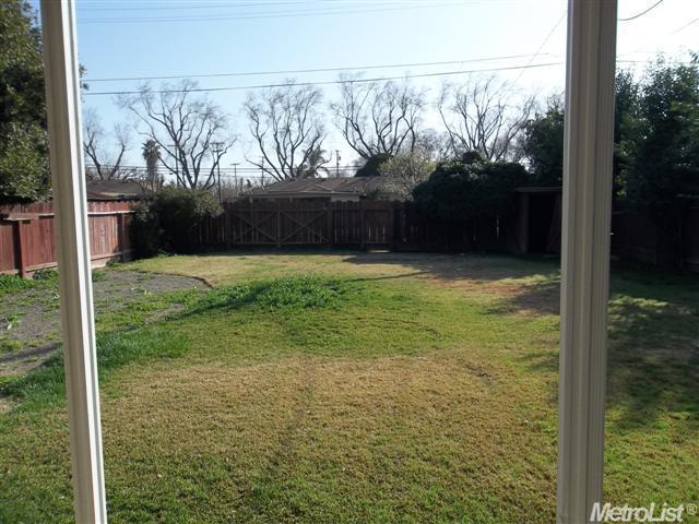 1334 Grape Ave, Modesto, CA 95350 photo 3
