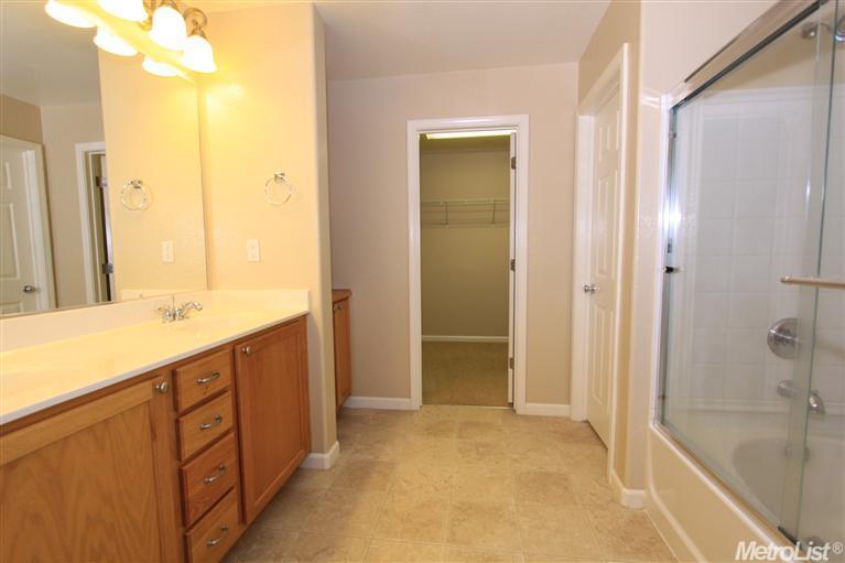 674 Equinox Loop, Lincoln, CA 95648 photo 9