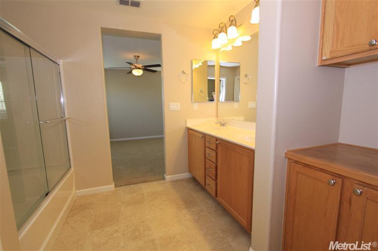 674 Equinox Loop, Lincoln, CA 95648 photo 11