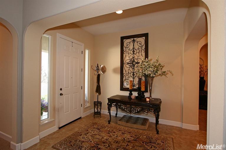 744 Bluestone Cir, Folsom, CA 95630 photo 3