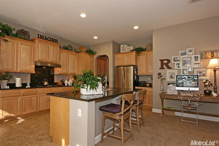 744 Bluestone Cir, Folsom, CA 95630 photo 8