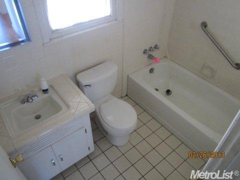 374 W 20th St, Tracy, CA 95376 photo 10