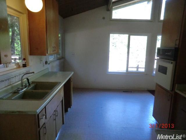 2699 Harkness St, Georgetown, CA 95634 photo 3