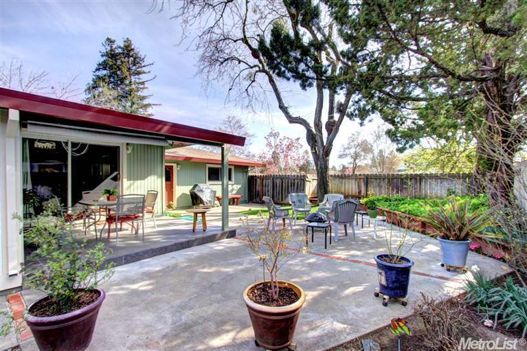 1205 Redwood Ln, Davis, CA 95616 photo 23