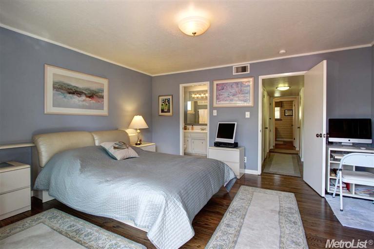 1205 Redwood Ln, Davis, CA 95616 photo 14