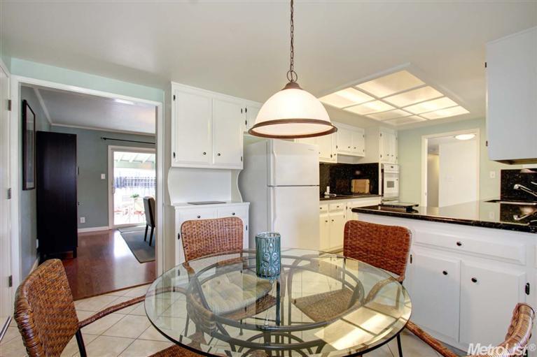 1205 Redwood Ln, Davis, CA 95616 photo 12