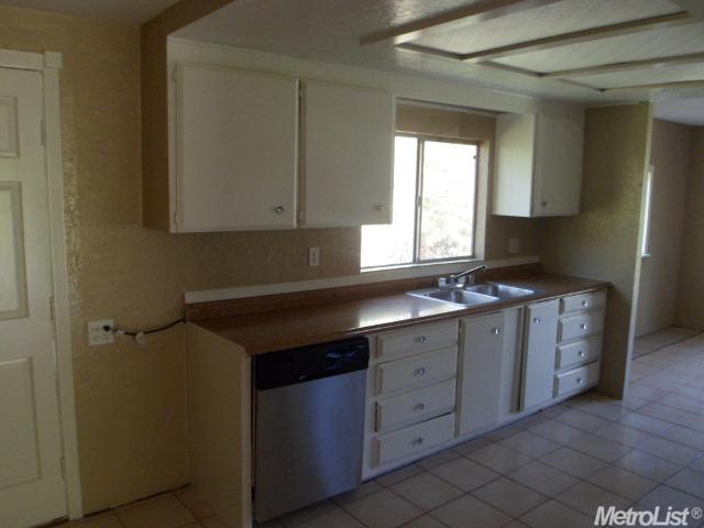 37415 Eagle Dr, Raymond, CA 93653 photo 7
