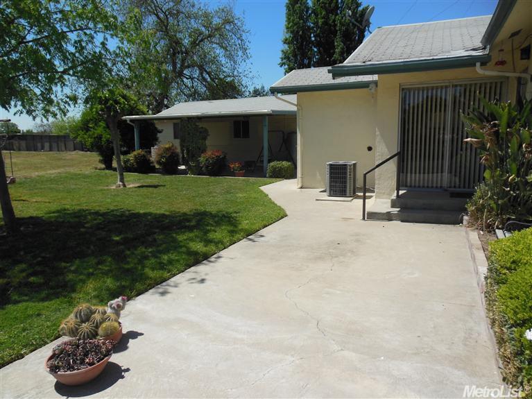 1148 Houser Ln, Modesto, CA 95351 photo 6