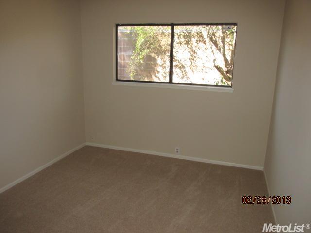 4700 Good Ct, Carmichael, CA 95608 photo 7