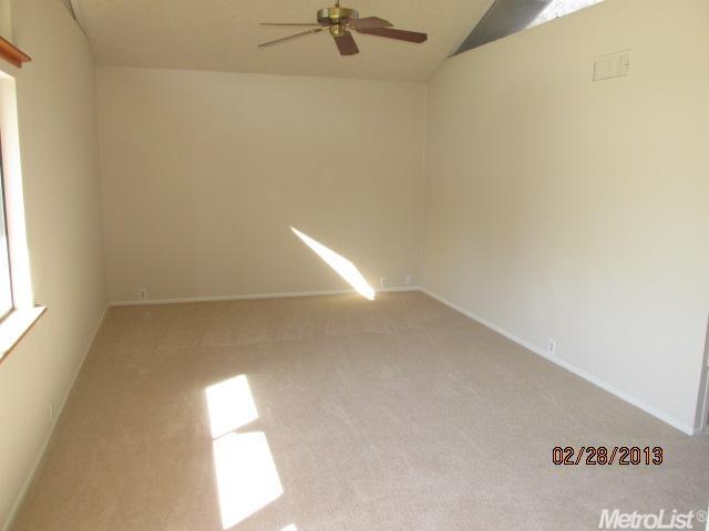 4700 Good Ct, Carmichael, CA 95608 photo 3