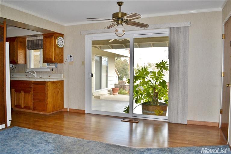 7004 Trabert Ct, Carmichael, CA 95608 photo 4