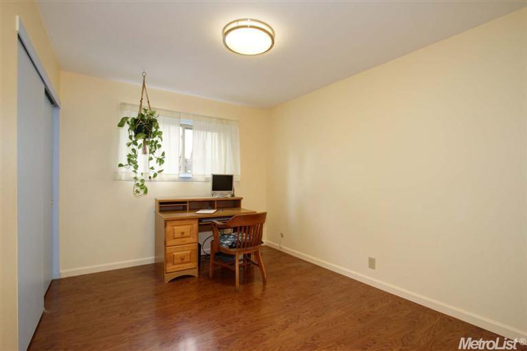 404 Fiesta Ave, Davis, CA 95616 photo 20