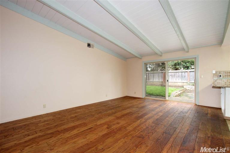 404 Fiesta Ave, Davis, CA 95616 photo 9