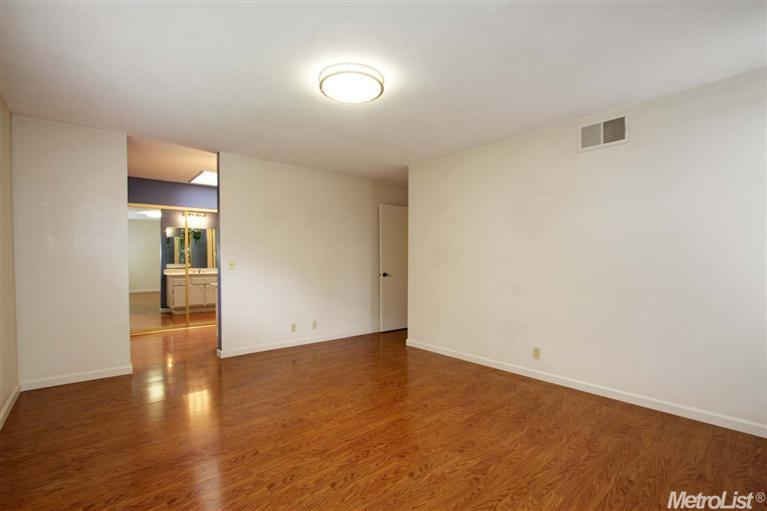 404 Fiesta Ave, Davis, CA 95616 photo 17