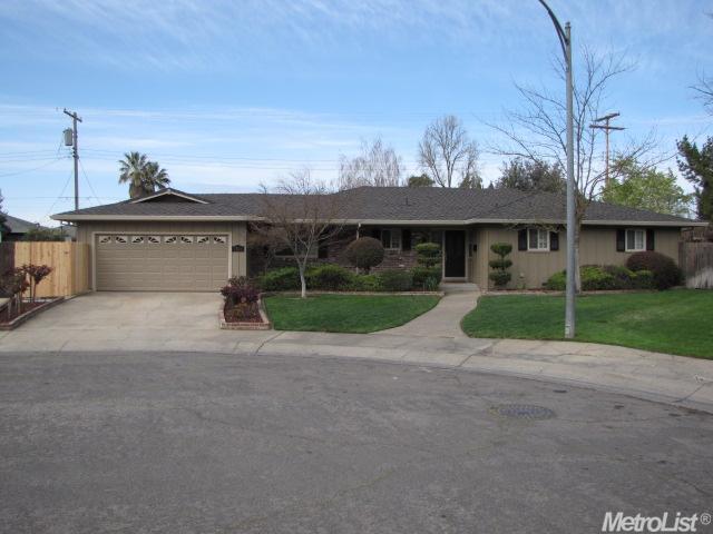 1241 Devine Dr, Lodi, CA 95240 photo 1