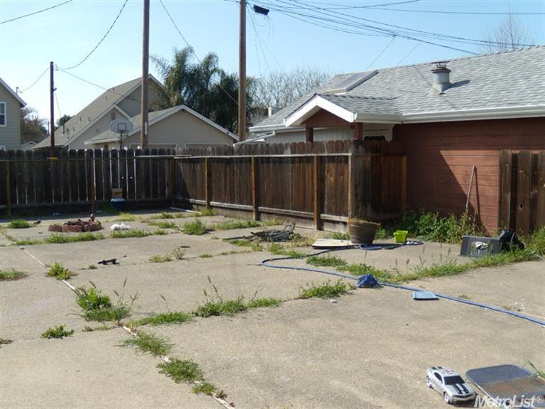 322 E 1st St, Ripon, CA 95366 photo 16