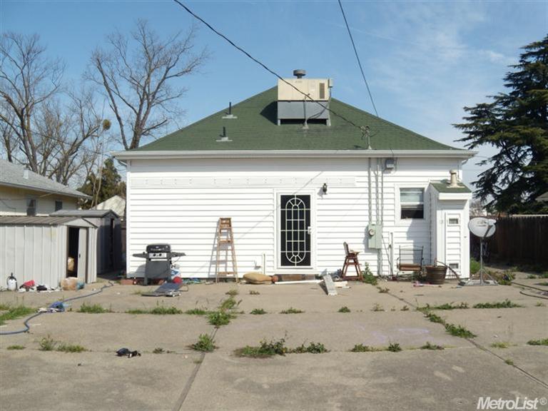 322 E 1st St, Ripon, CA 95366 photo 18