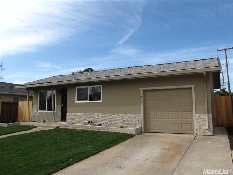 521 Howard St, Lodi, CA 95242 photo 2