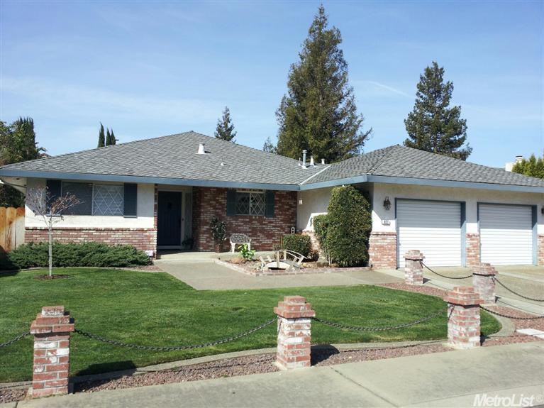 827 Westwind Dr, Lodi, CA 95242 photo 1