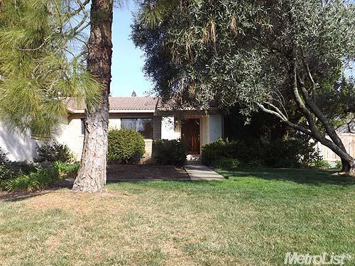 107 Canyon Rim Dr, Folsom, CA 95630 photo 1