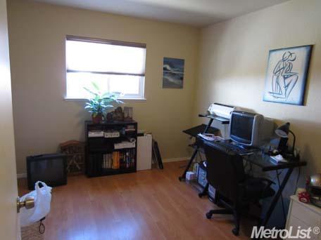 1900 Arlington Dr, Modesto, CA 95350 photo 13
