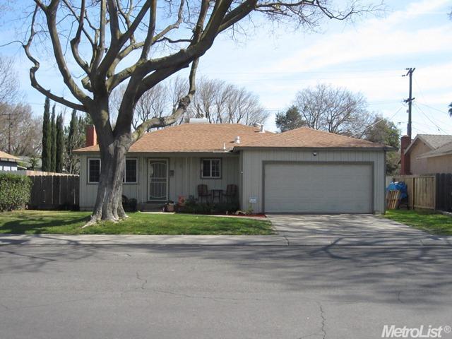 1900 Arlington Dr, Modesto, CA 95350 photo 2