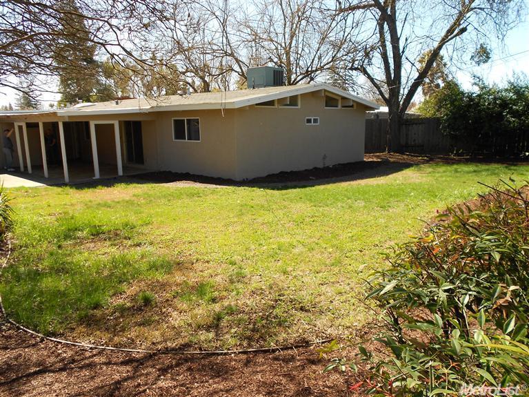 4705 Hazelwood Ave, Carmichael, CA 95608 photo 4