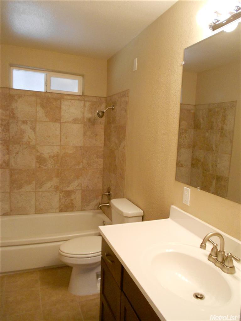 4705 Hazelwood Ave, Carmichael, CA 95608 photo 3
