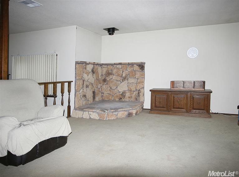 680 Skyline Ct, Placerville, CA 95667 photo 5